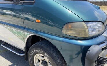 Mitsubishi-Delica-1995-Van-20