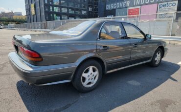 Mitsubishi-Diamante-1992-Sedan-5