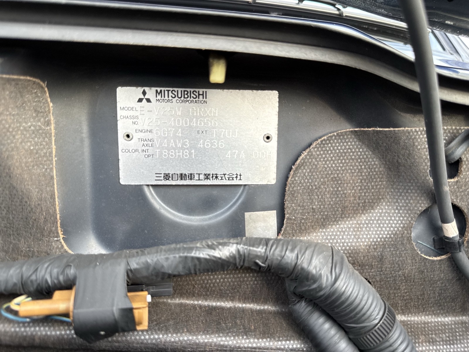 Mitsubishi-Pajero-1995-SUV-21