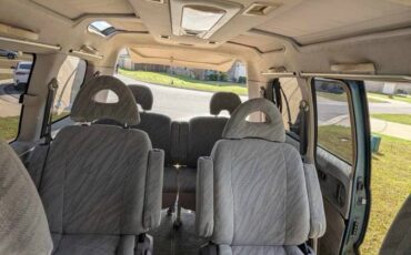 Mitsubishi-delica-1994-green-11