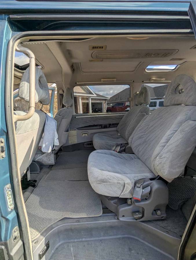 Mitsubishi-delica-1994-green-3