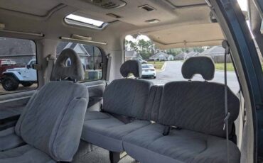 Mitsubishi-delica-1994-green-7