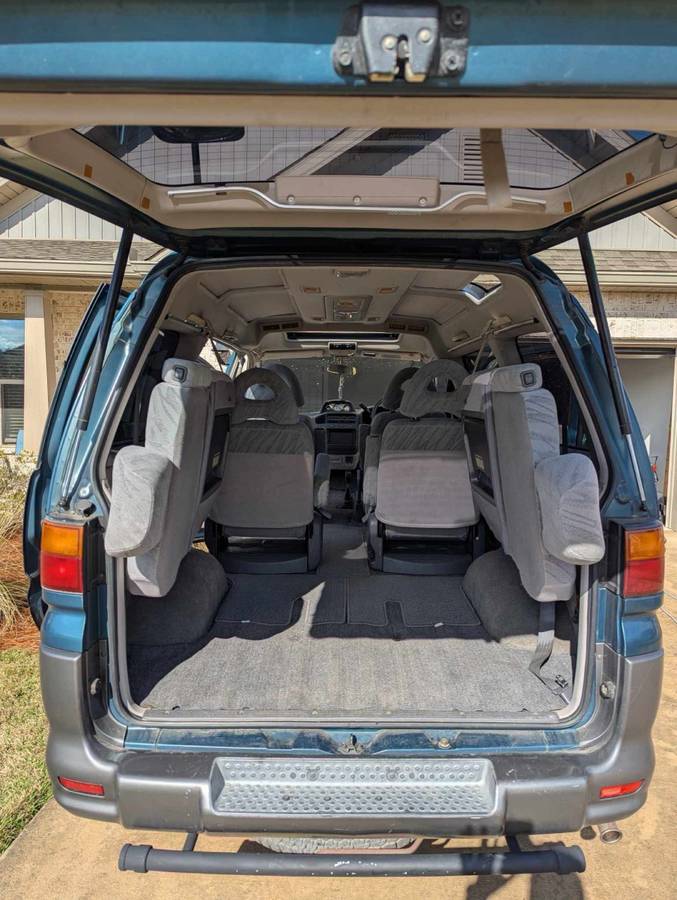 Mitsubishi-delica-1994-green-8