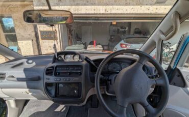 Mitsubishi-delica-1994-green-9