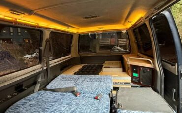 Mitsubishi-delica-diesel-1993-blue-10