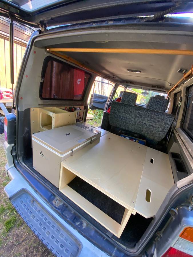 Mitsubishi-delica-diesel-1993-blue-14