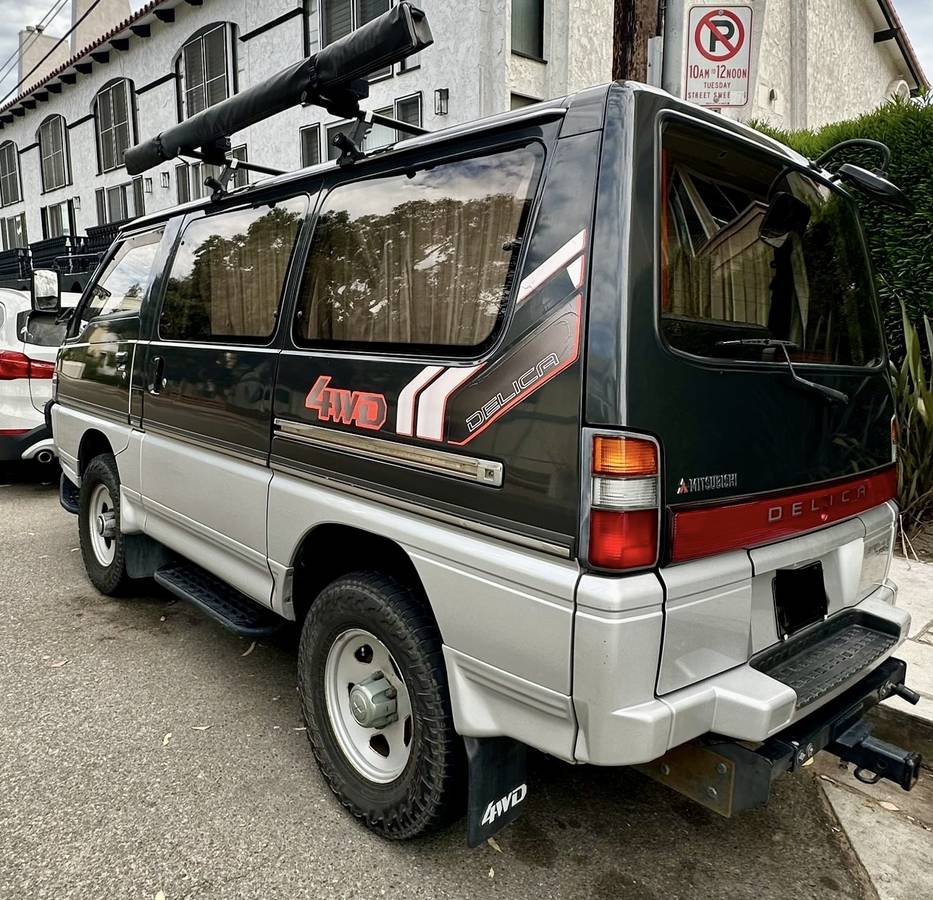 Mitsubishi-delica-l300-turbo-d-diesel-1993-grey-1