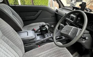 Mitsubishi-delica-l300-turbo-d-diesel-1993-grey-10