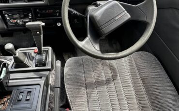 Mitsubishi-delica-l300-turbo-d-diesel-1993-grey-15