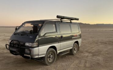 Mitsubishi-delica-l300-turbo-d-diesel-1993-grey-4