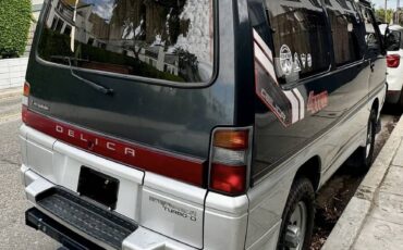 Mitsubishi-delica-l300-turbo-d-diesel-1993-grey-7