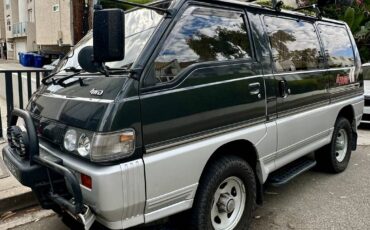 Mitsubishi-delica-l300-turbo-d-diesel-1993-grey-8