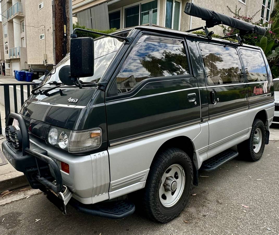 Mitsubishi-delica-l300-turbo-d-diesel-1993-grey-8