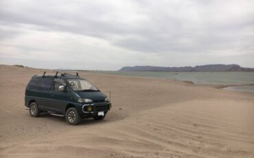 Mitsubishi-delica-l400-1994-green-1