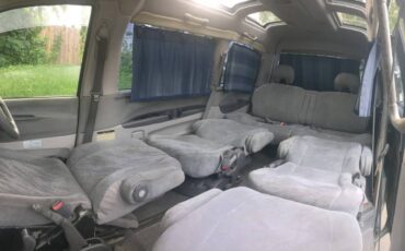 Mitsubishi-delica-l400-1994-green-10