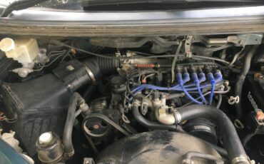 Mitsubishi-delica-l400-1994-green-18