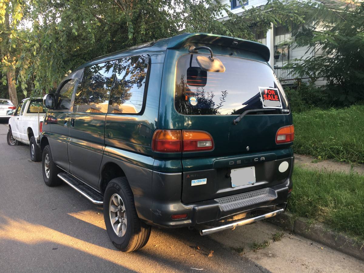 Mitsubishi-delica-l400-1994-green-2