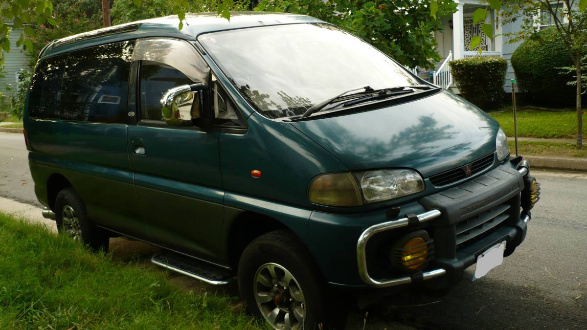 Mitsubishi-delica-l400-1994-green-3