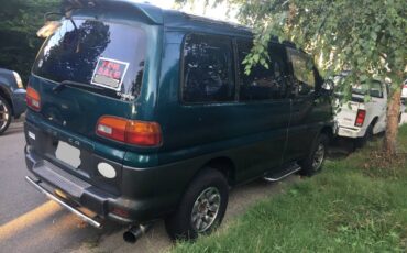 Mitsubishi-delica-l400-1994-green-5