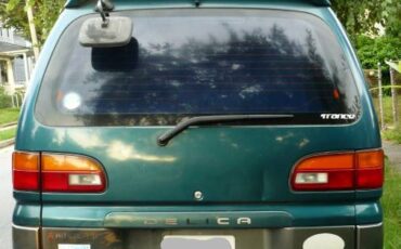 Mitsubishi-delica-l400-1994-green-6