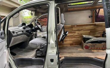 Mitsubishi-delica-l400-diesel-1995-grey-12