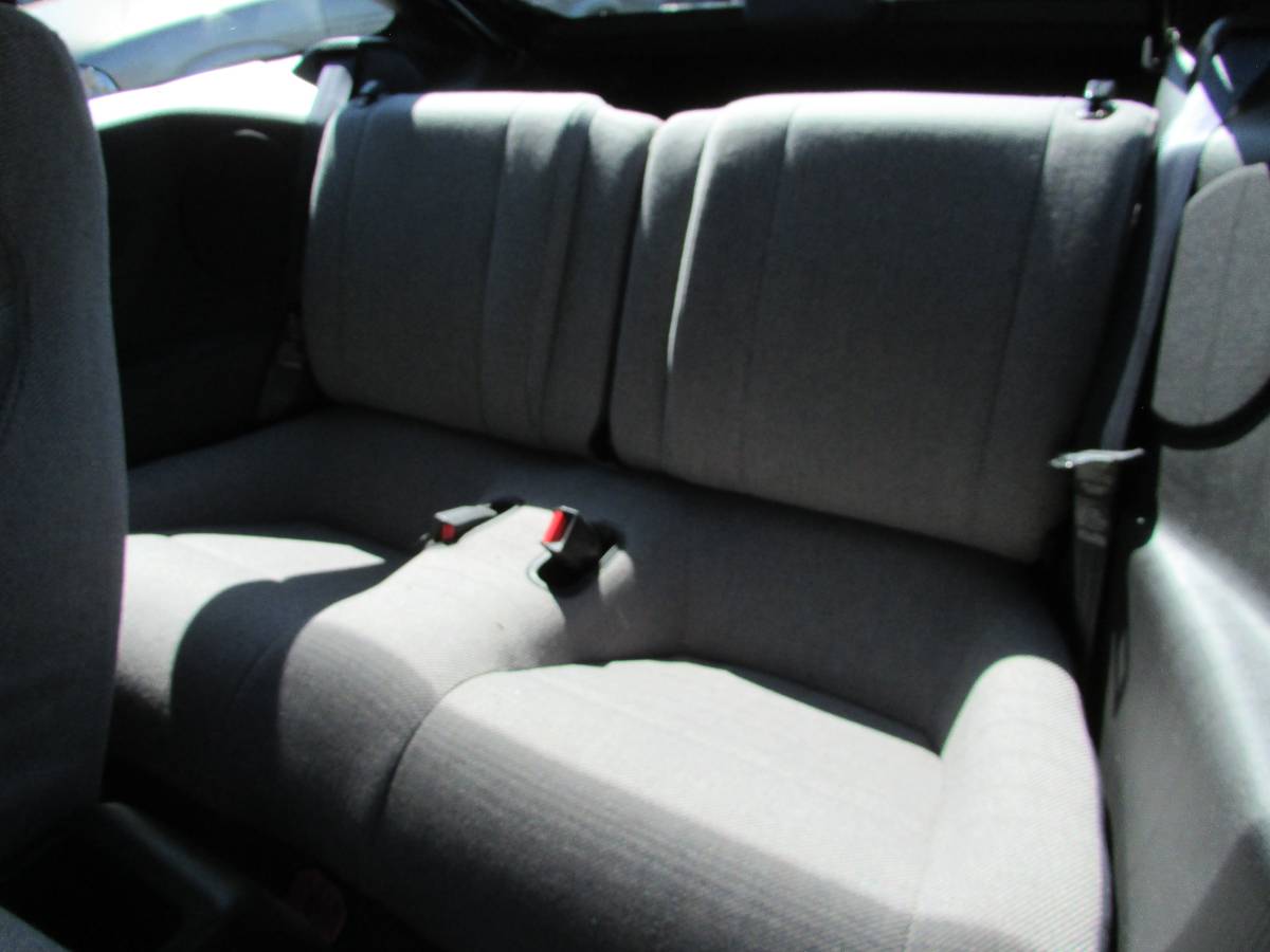 Mitsubishi-eclipse-1994-16