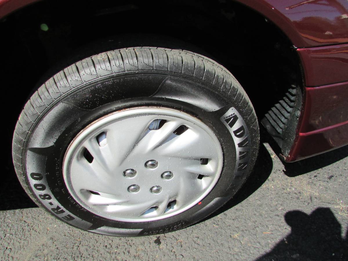 Mitsubishi-eclipse-1994-20