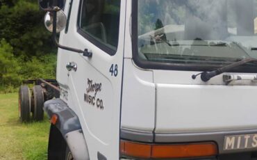Mitsubishi-fuso-1992-1