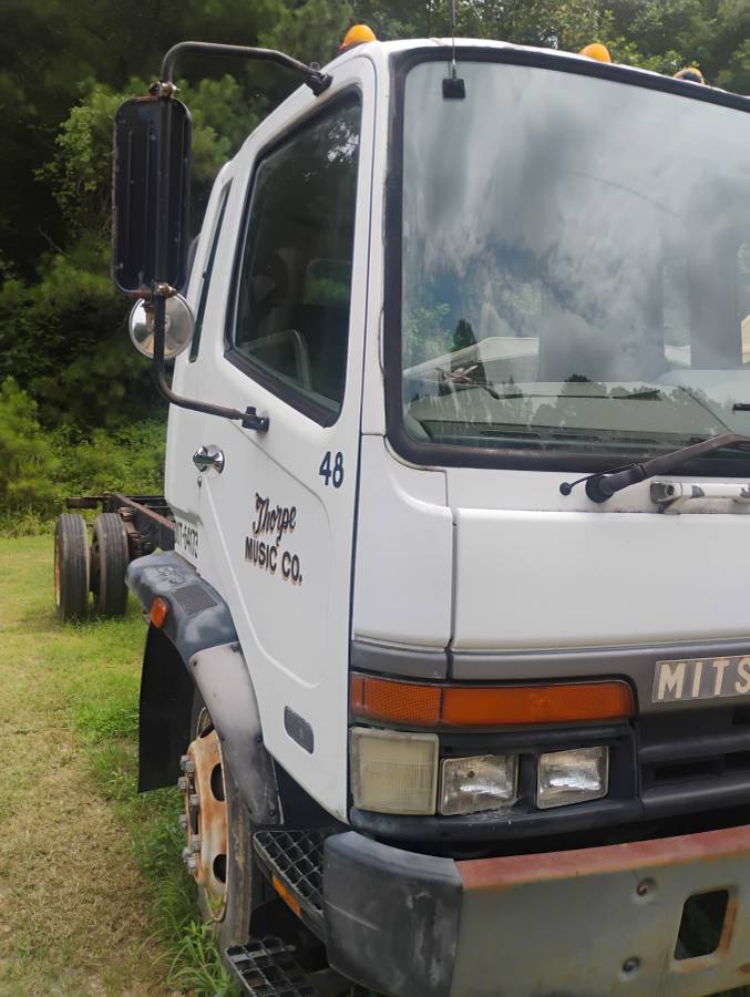 Mitsubishi-fuso-1992-1