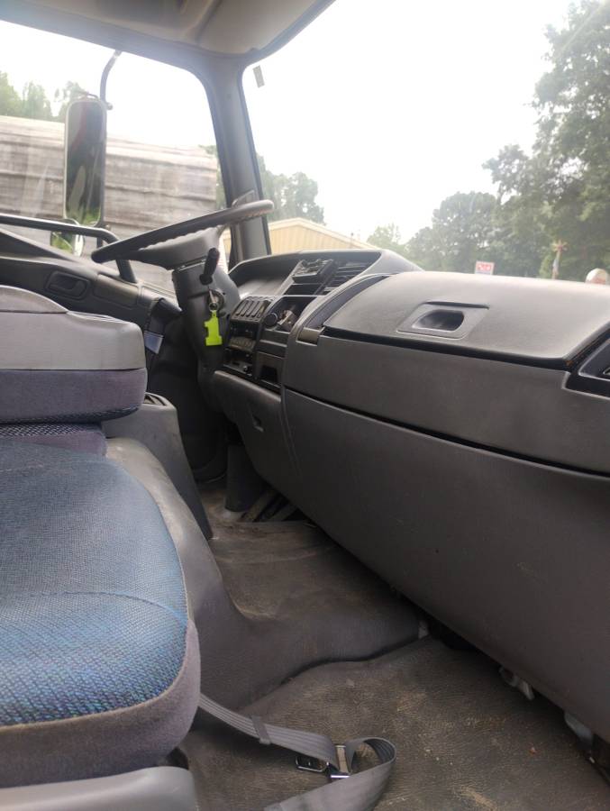 Mitsubishi-fuso-1992-2