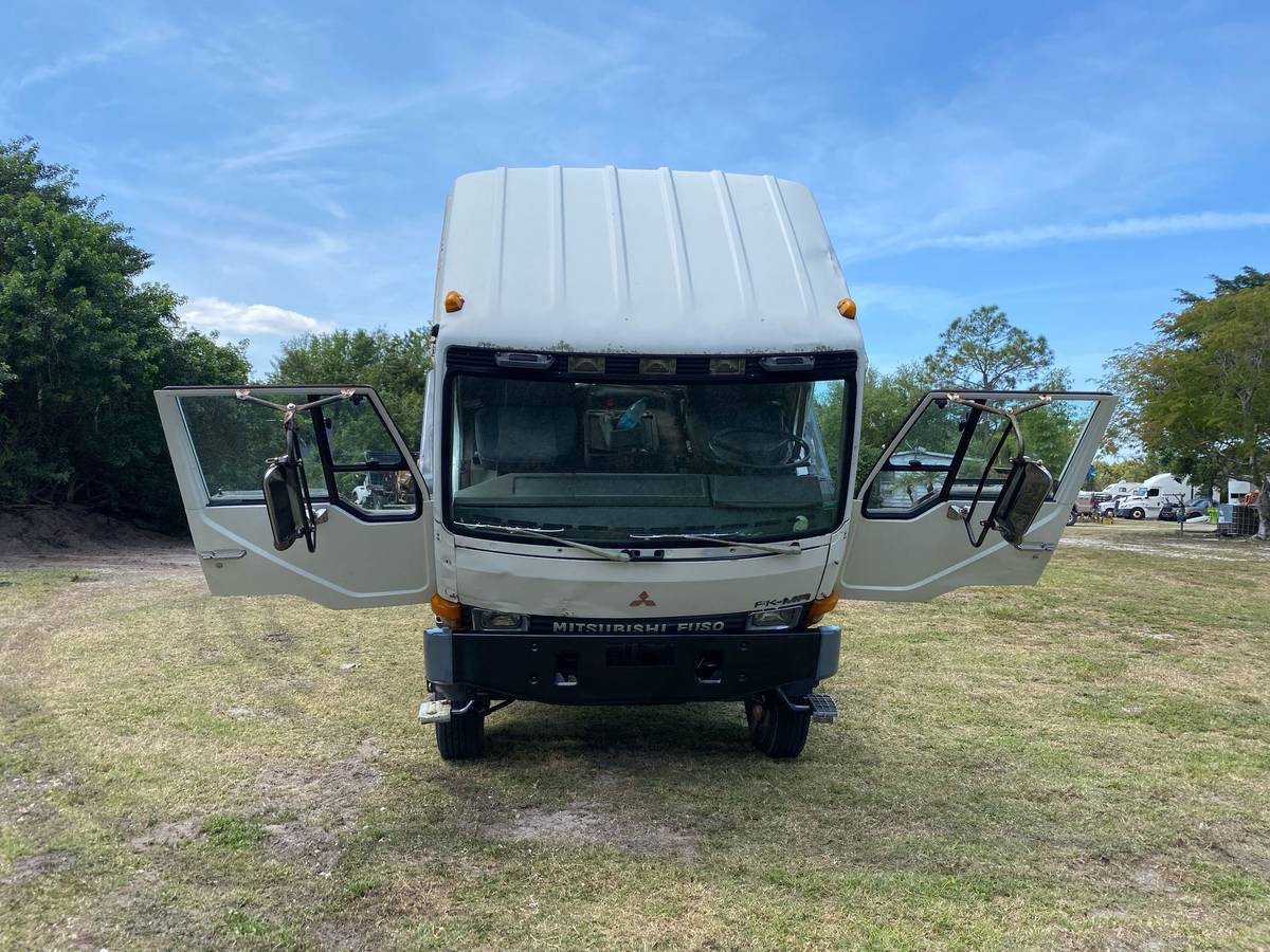 Mitsubishi-fuso-flatbed-fk-mr-diesel-1995-16