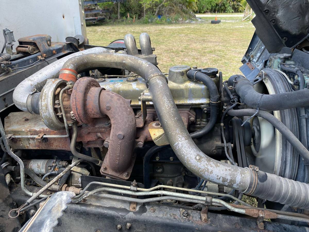 Mitsubishi-fuso-flatbed-fk-mr-diesel-1995-3