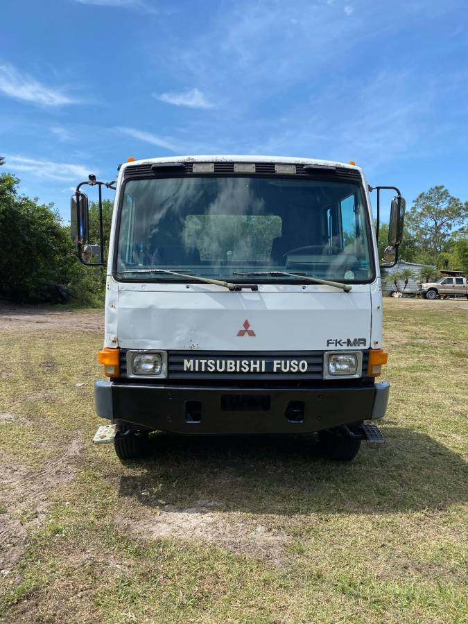 Mitsubishi-fuso-flatbed-fk-mr-diesel-1995
