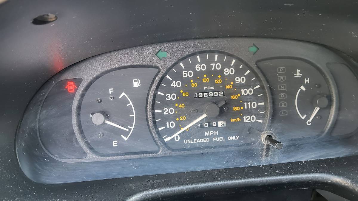 Mitsubishi-mirage-1995-silver-4