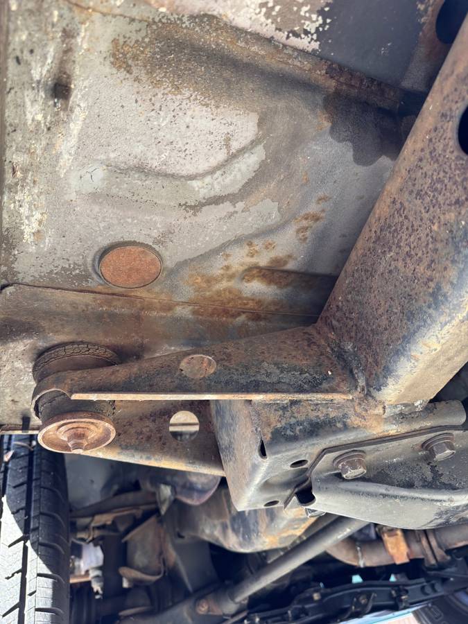 Mitsubishi-montero-1990-16