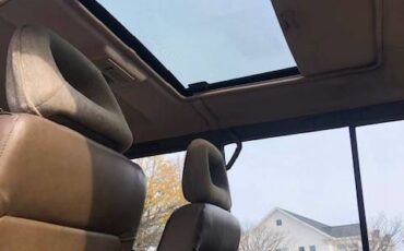 Mitsubishi-montero-1991-brown-16