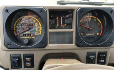 Mitsubishi-montero-1991-brown-19