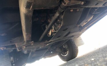 Mitsubishi-montero-1991-brown-23