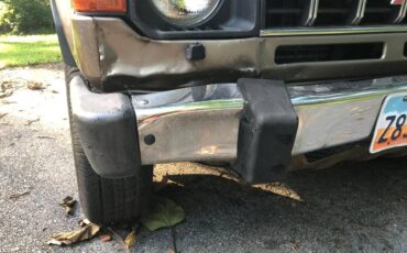 Mitsubishi-montero-1991-brown-4
