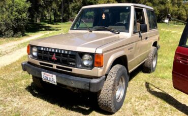 Mitsubishi-montero-mighty-max-1989-blue-1