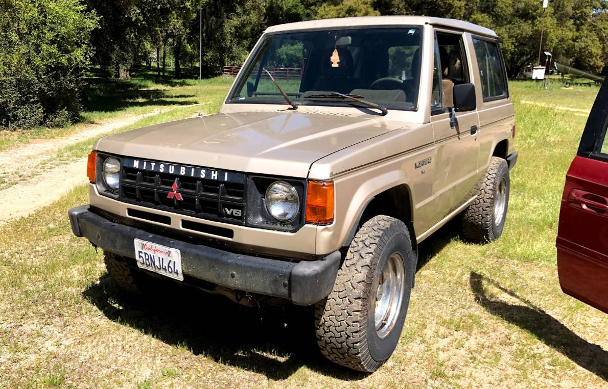 Mitsubishi-montero-mighty-max-1989-blue-1