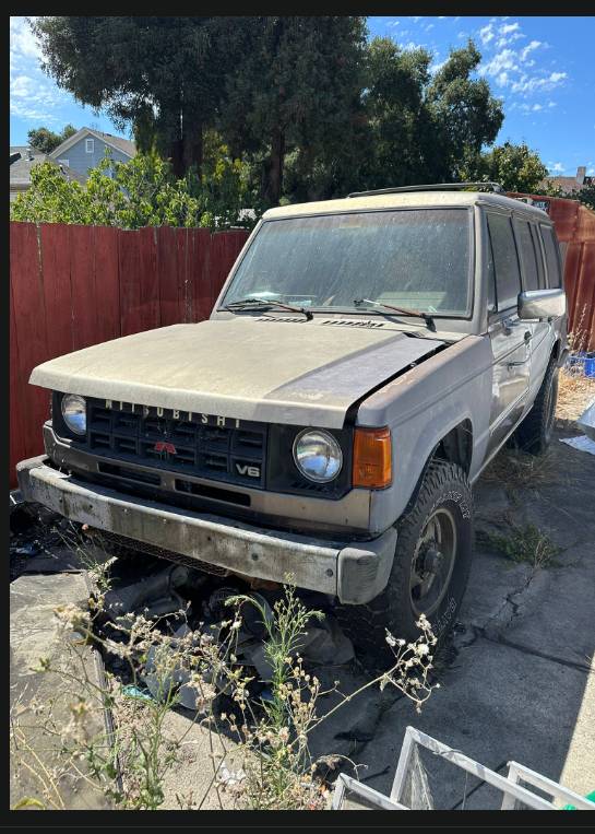 Mitsubishi-montero-mighty-max-1989-blue-10