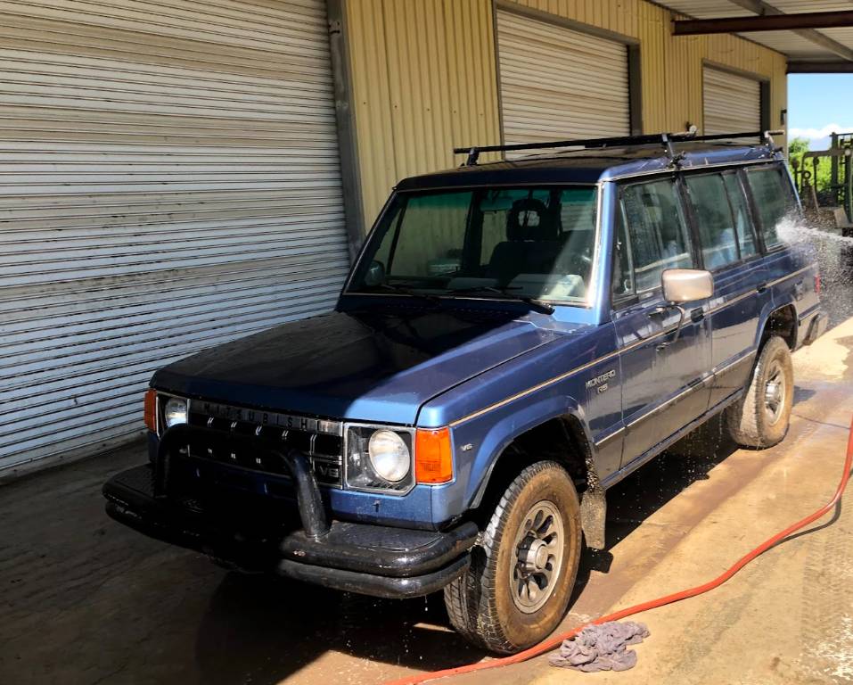 Mitsubishi-montero-mighty-max-1989-blue-11