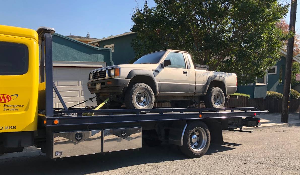 Mitsubishi-montero-mighty-max-1989-blue-2