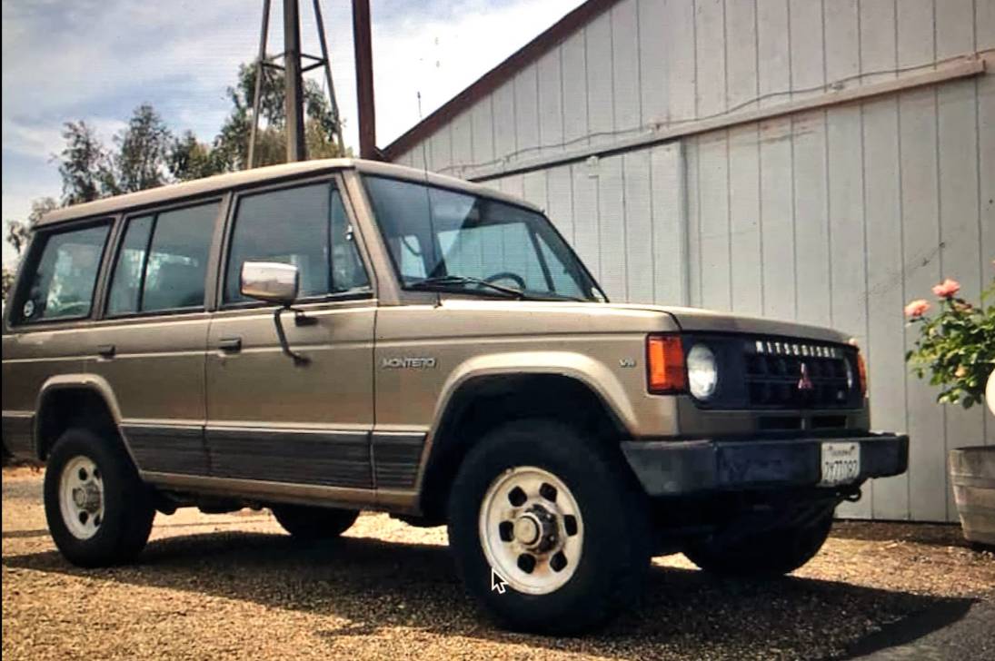 Mitsubishi-montero-mighty-max-1989-blue-6