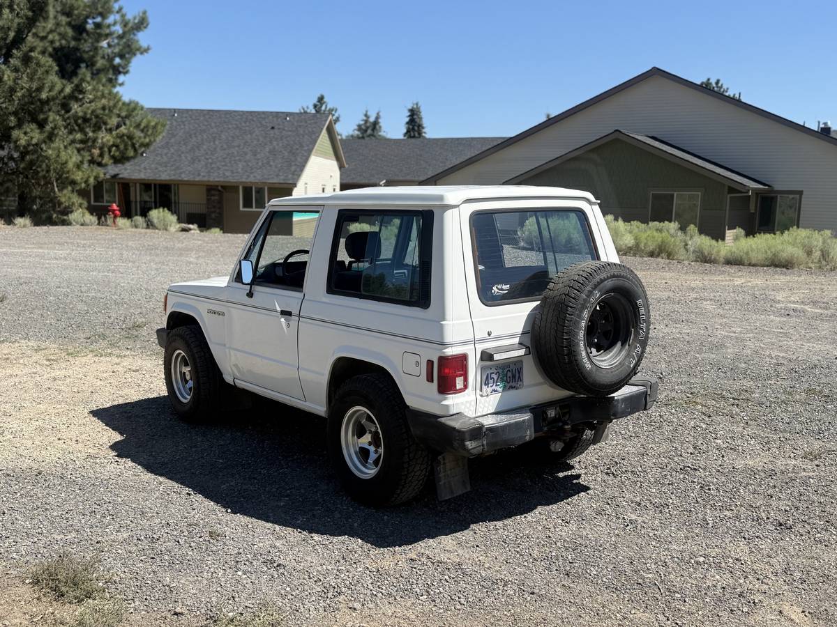 Mitsubishi-montero-sport-1987-15