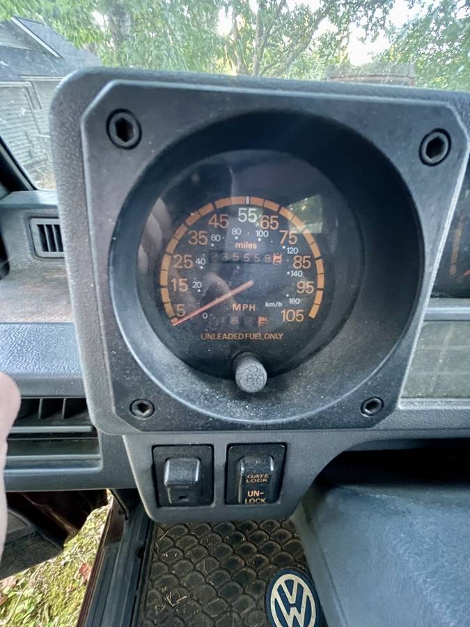 Mitsubishi-montero-sport-1991-red-7