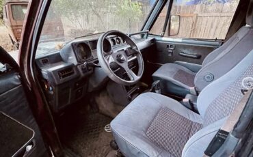 Mitsubishi-montero-sport-1991-red-8