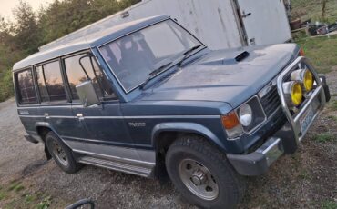 Mitsubishi-pajero-diesel-1989-11