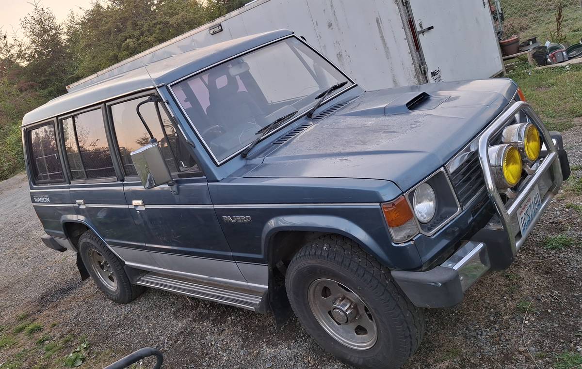 Mitsubishi-pajero-diesel-1989-11